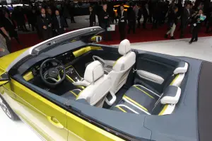 Volkswagen T-Cross Breeze - Salone di Ginevra 2016