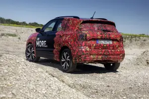 Volkswagen T-Cross prime immagini