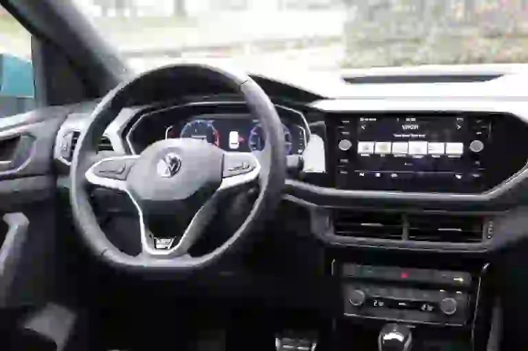 Volkswagen T-Cross - Prova su strada - 16
