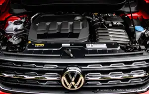 Volkswagen T-Cross - Test Drive in Anteprima - 33