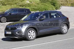 Volkswagen T-Roc e T-Roc R - Foto Spia 10-09-2021