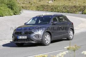 Volkswagen T-Roc e T-Roc R - Foto Spia 10-09-2021