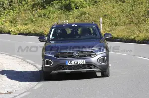 Volkswagen T-Roc e T-Roc R - Foto Spia 10-09-2021