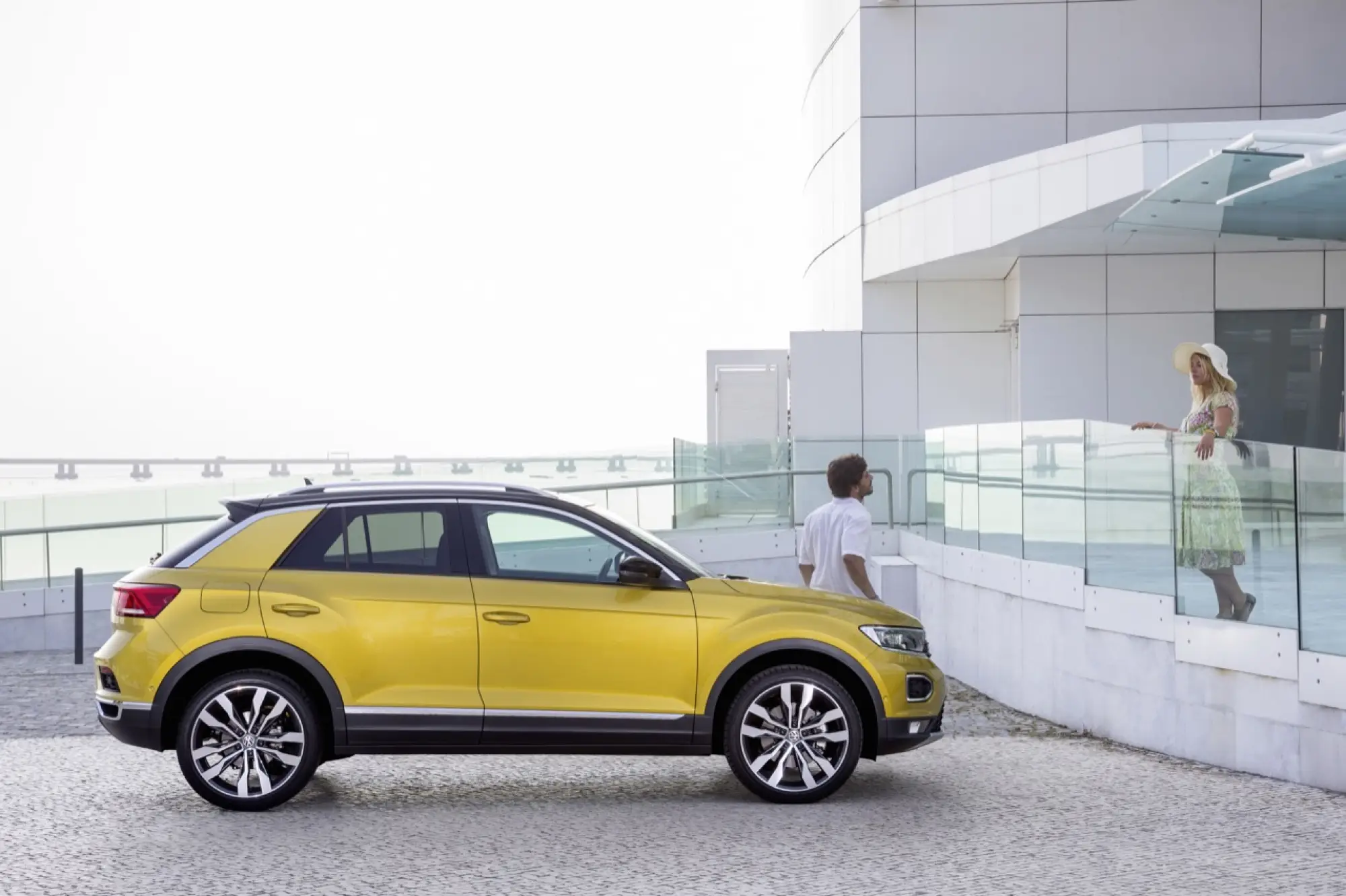 Volkswagen T-Roc - nuova galleria - 15