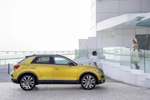 Volkswagen T-Roc - nuova galleria - 15