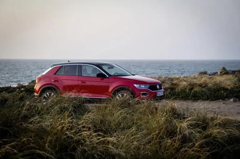 Volkswagen T-Roc - nuova galleria - 63