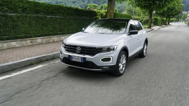 Volkswagen T-Roc Prova su strada 2018 - 14