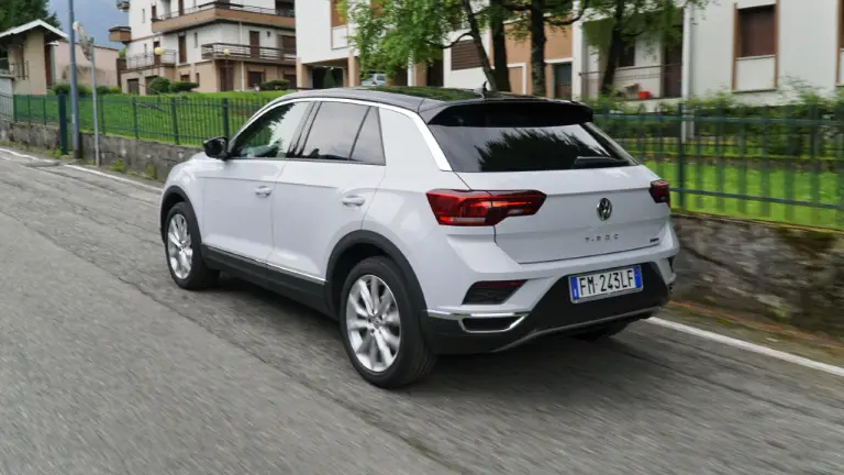 Volkswagen T-Roc Prova su strada 2018 - 19