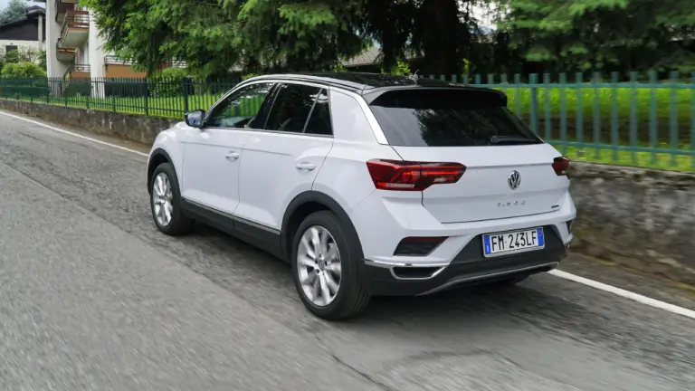 Volkswagen T-Roc Prova su strada 2018 - 20