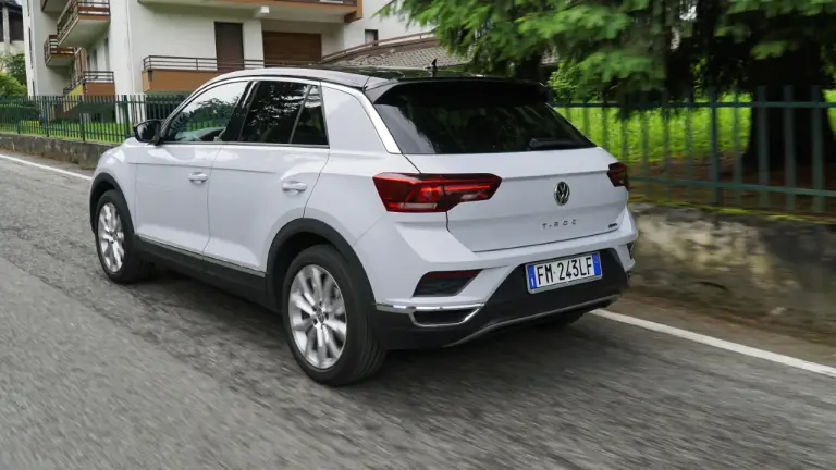 Volkswagen T-Roc Prova su strada 2018 - 21