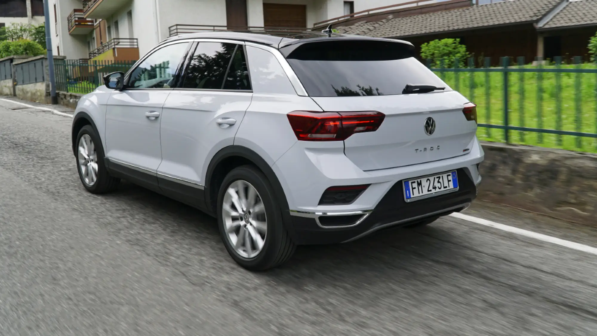 Volkswagen T-Roc Prova su strada 2018 - 22