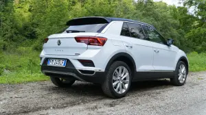 Volkswagen T-Roc Prova su strada 2018 - 48