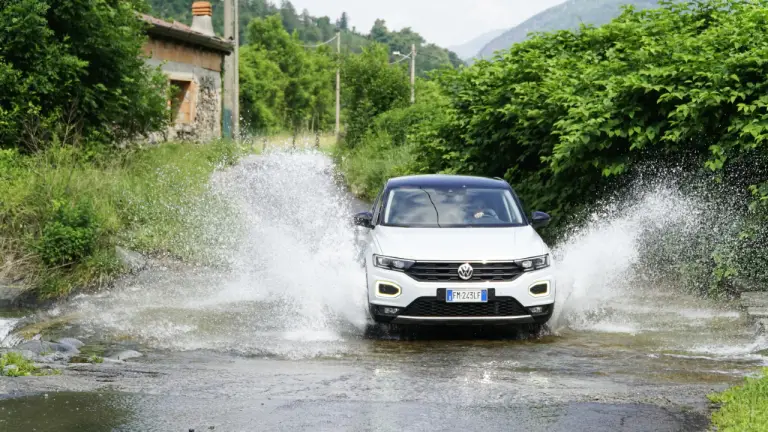 Volkswagen T-Roc Prova su strada 2018 - 64