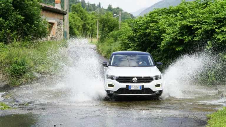 Volkswagen T-Roc Prova su strada 2018 - 65