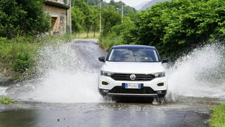 Volkswagen T-Roc Prova su strada 2018 - 68