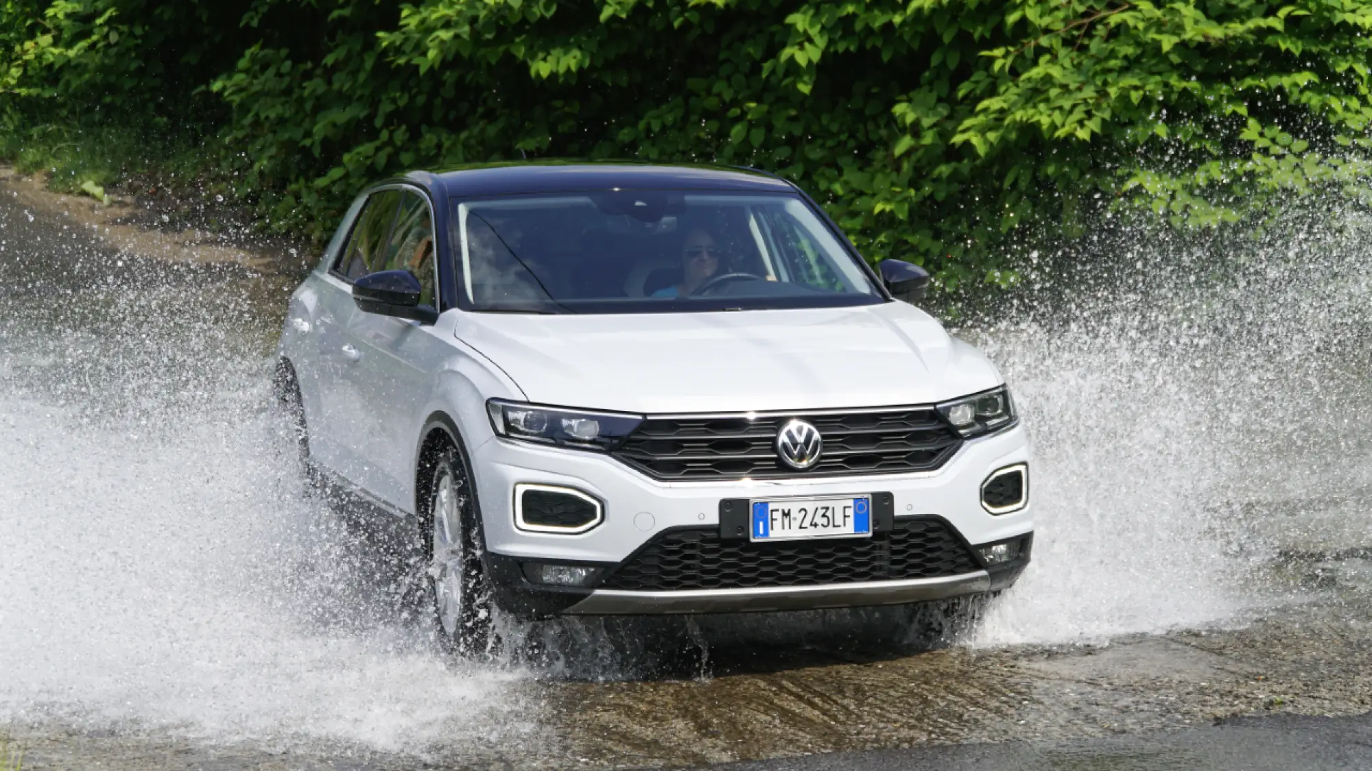 Volkswagen T-Roc Prova su strada 2018 - 79