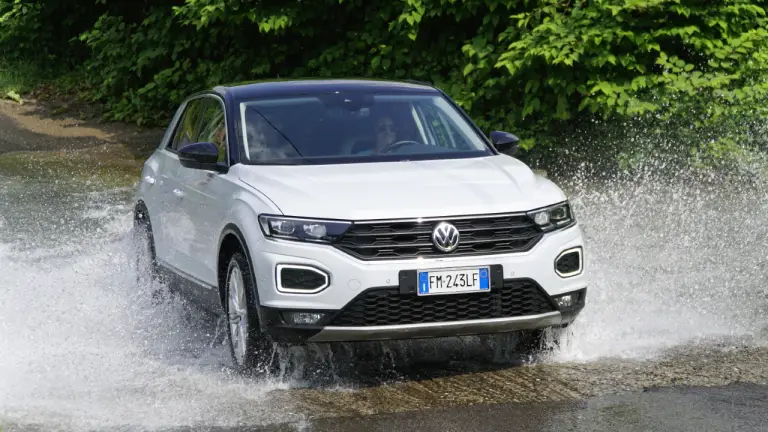 Volkswagen T-Roc Prova su strada 2018 - 80