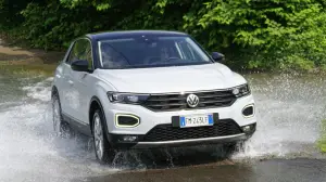 Volkswagen T-Roc Prova su strada 2018 - 81