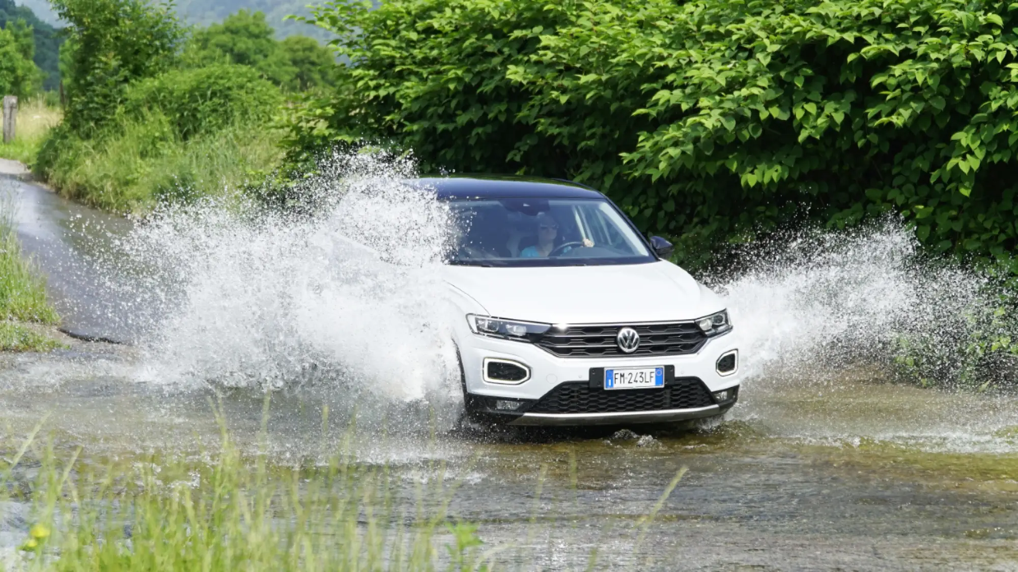 Volkswagen T-Roc Prova su strada 2018 - 82