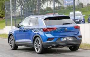 Volkswagen T-Roc R - Foto spia 20-09-2017