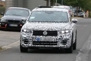 Volkswagen T-Roc R foto spia 6 settembre 2018