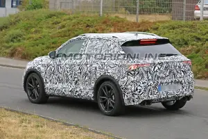 Volkswagen T-Roc R foto spia 6 settembre 2018