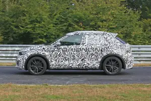 Volkswagen T-Roc R foto spia 8 settembre 2018 - 4