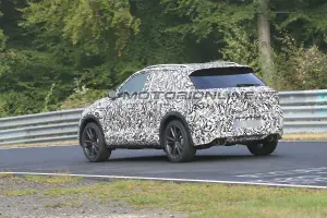 Volkswagen T-Roc R foto spia 8 settembre 2018