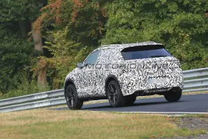 Volkswagen T-Roc R foto spia 8 settembre 2018