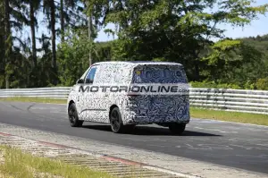 Volkswagen T7 - Foto spia 25-6-2020