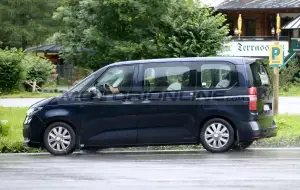 Volkswagen T7 - Foto spia 31-07-2020