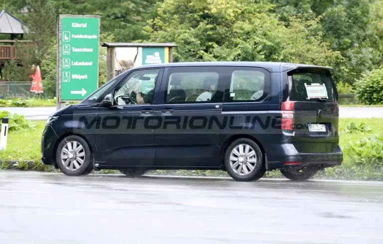 Volkswagen T7 - Foto spia 31-07-2020 - 16