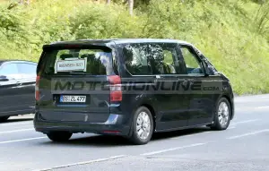 Volkswagen T7 - Foto spia 31-07-2020