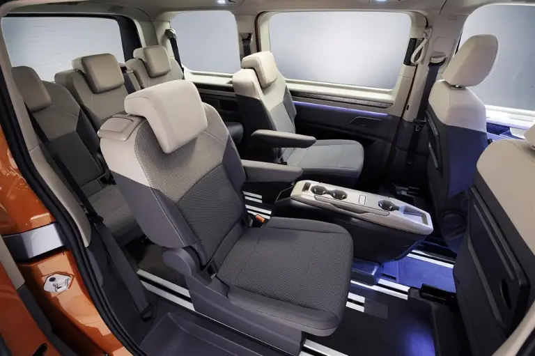 Volkswagen T7 Multivan - Foto ufficiali - 3