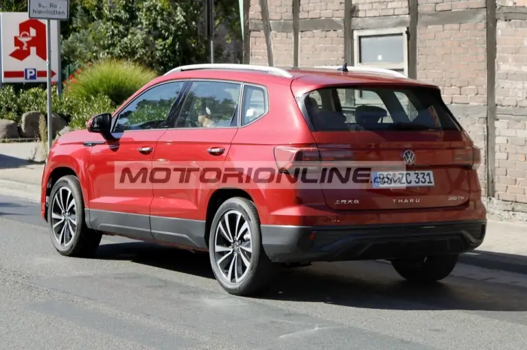 Volkswagen Tharu - Foto spia 2-9-2022 - 7
