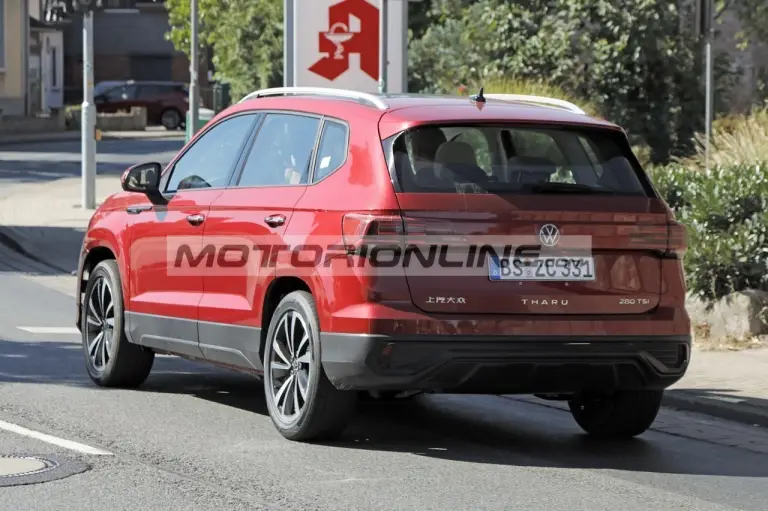 Volkswagen Tharu - Foto spia 2-9-2022 - 15