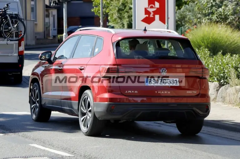 Volkswagen Tharu - Foto spia 2-9-2022 - 9