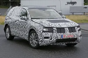 Volkswagen Tiguan 2016 - Foto spia 09-07-2015 - 2