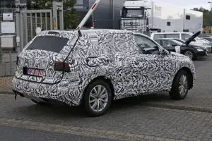 Volkswagen Tiguan 2016 - Foto spia 09-07-2015 - 5