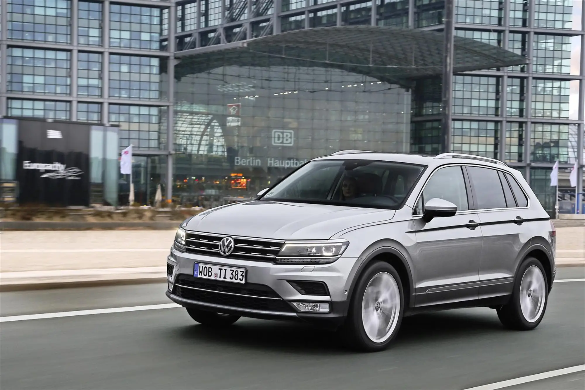 Volkswagen Tiguan 2016 - 20