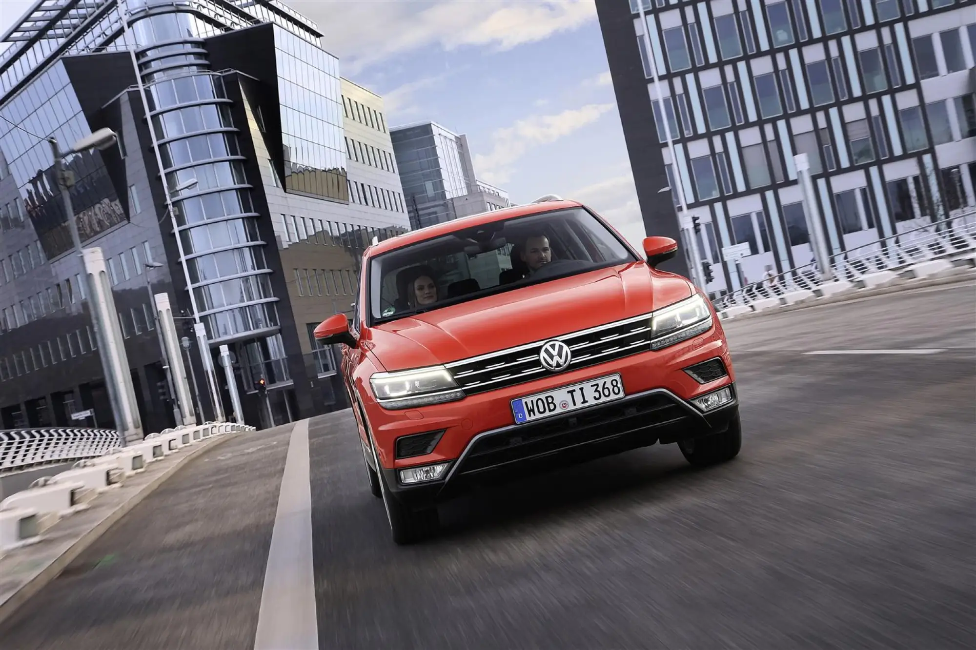 Volkswagen Tiguan 2016 - 21