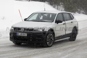 Volkswagen Tiguan 2025 - Foto Spia 01-04-2022