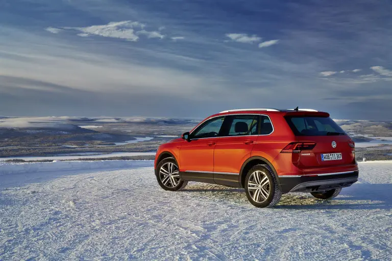 Volkswagen Tiguan 4Motion - 9