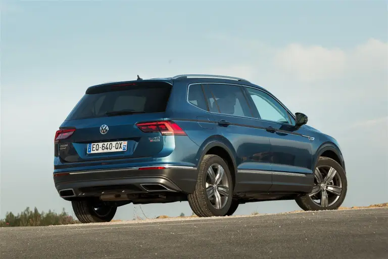 Volkswagen Tiguan Allspace 2017 - 19