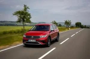 Volkswagen Tiguan Allspace 2021 - Foto ufficiali - 12