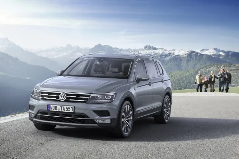 Volkswagen Tiguan Allspace - 11