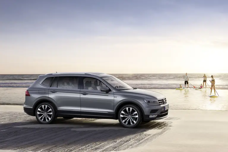 Volkswagen Tiguan Allspace - 14