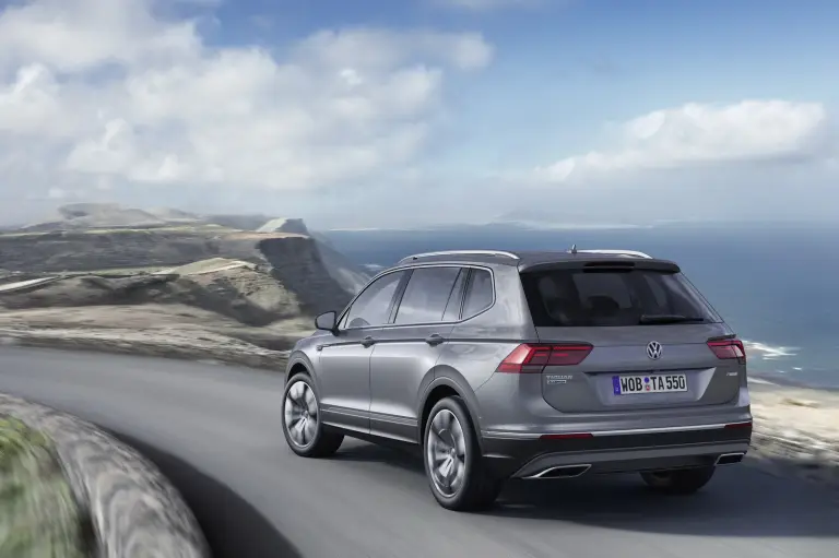 Volkswagen Tiguan Allspace - 6