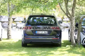 Volkswagen Tiguan - Foto spia 30-6-2020
