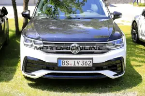 Volkswagen Tiguan - Foto spia 30-6-2020